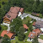 Vital Wiedemann 3*